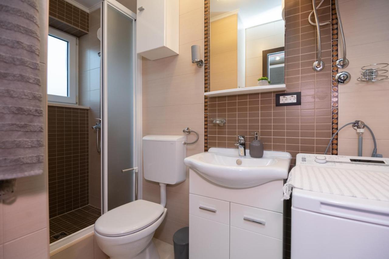 Ante Apartment